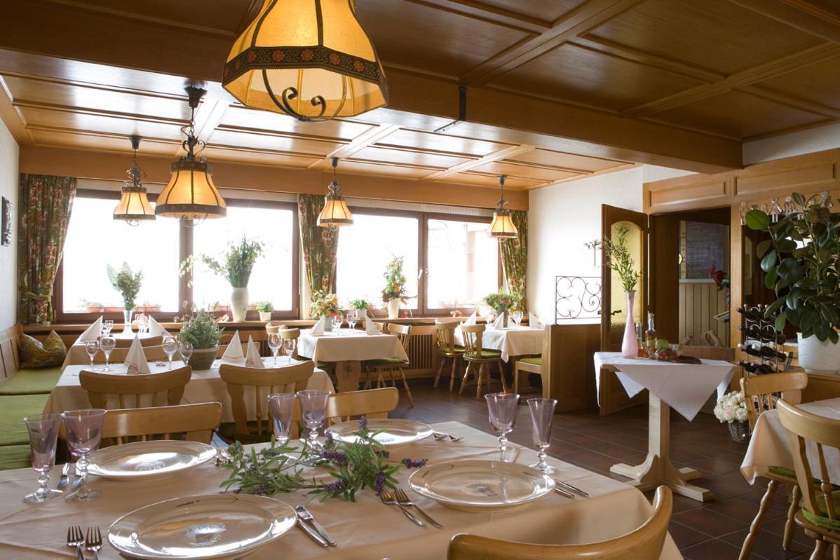 Landgasthaus Engel - Naturparkwirt Хёхеншванд Экстерьер фото